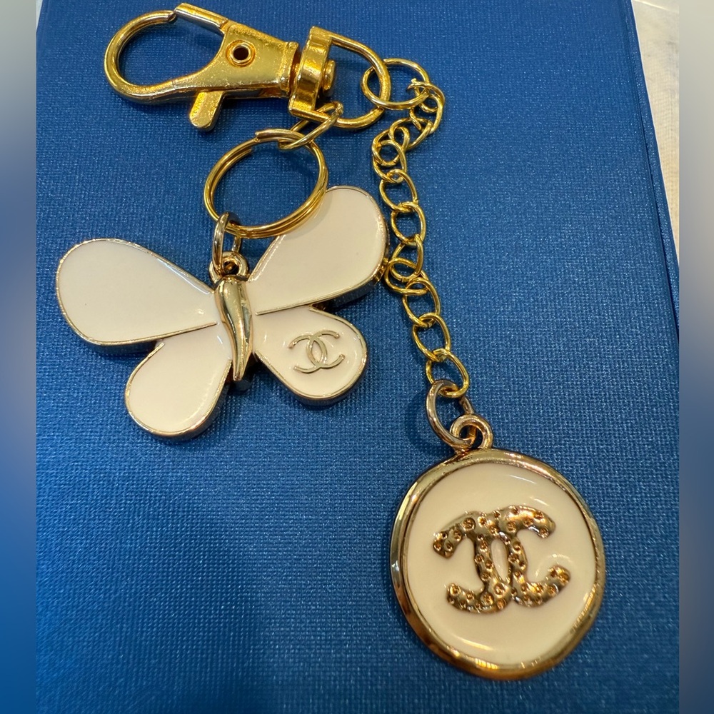 White and Gold Butterfly Purse Charm